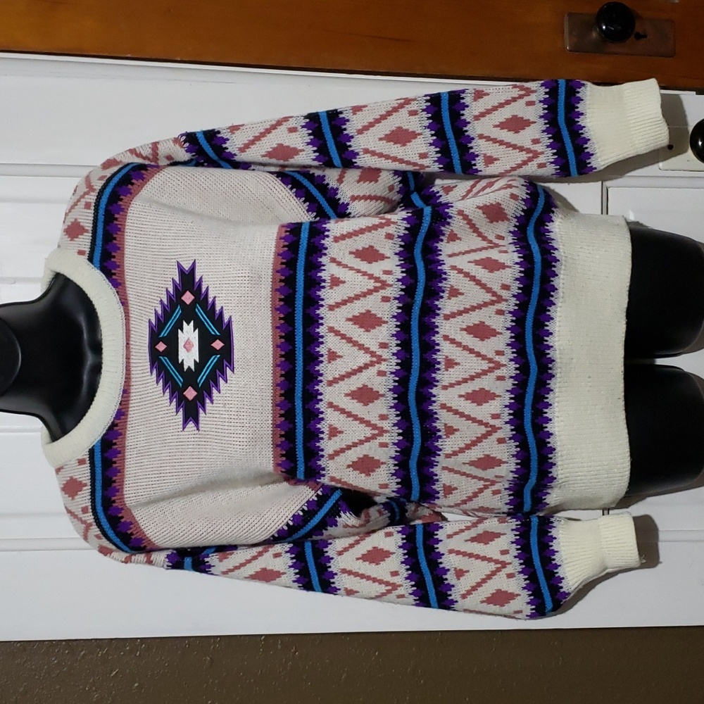 Vintage Cameo Rose knit sweater